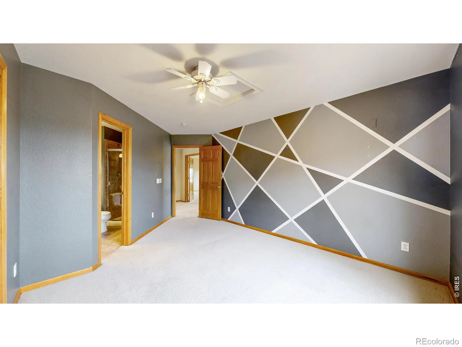 5904 S Ukraine Street Aurora CO 80015 MLS #RECIR1047155 04182026002240 1600 22