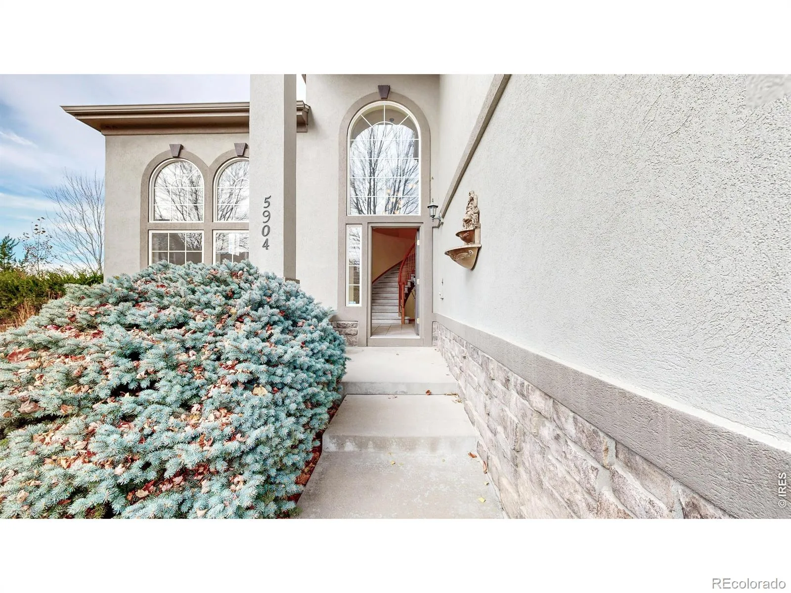 5904 S Ukraine Street Aurora CO 80015 MLS #RECIR1047155 04182026002240 1600 32