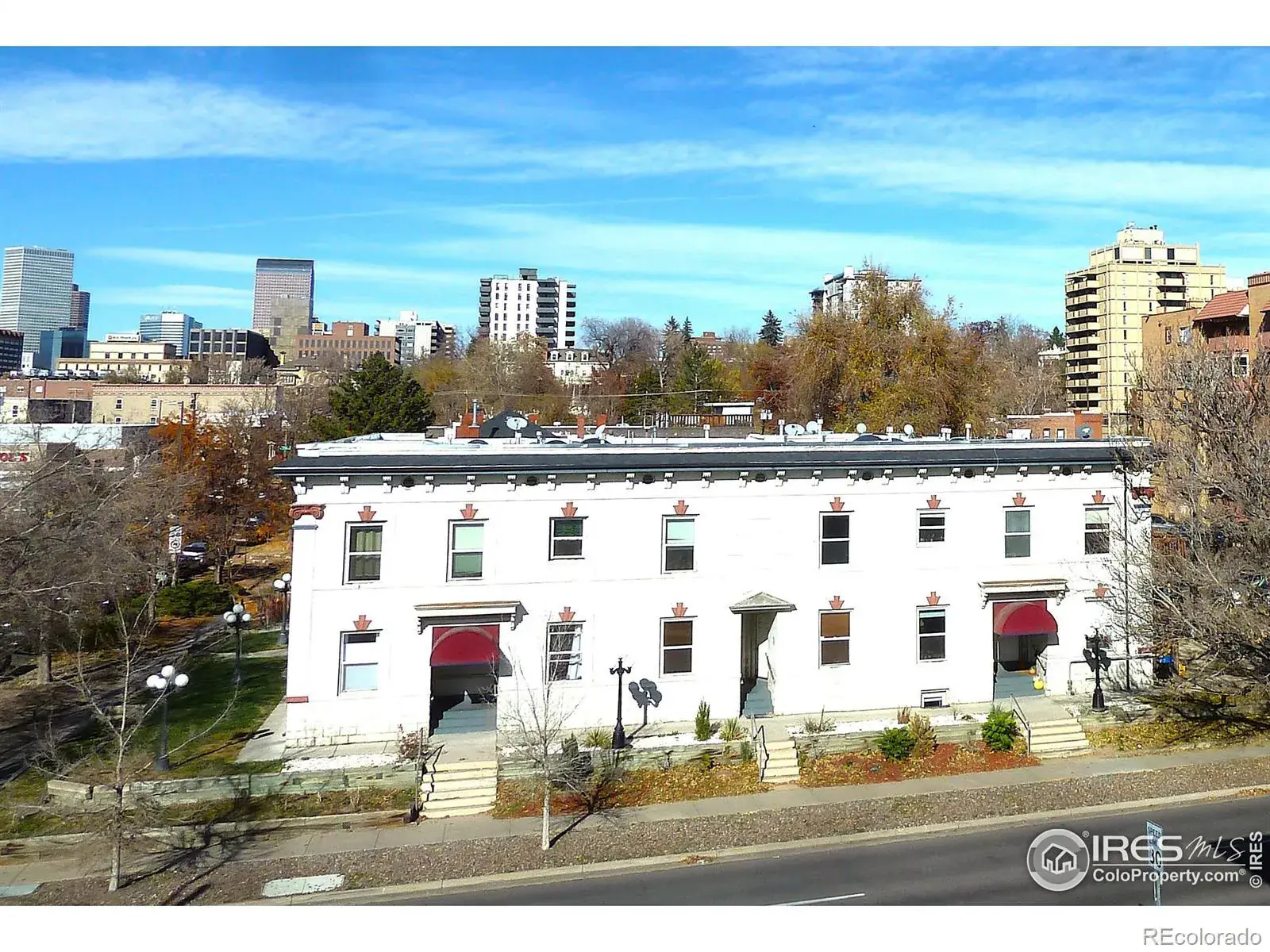 590 N Logan Street #110 Denver CO 80203 MLS #RECIR1047721 12102025014021 1600 19