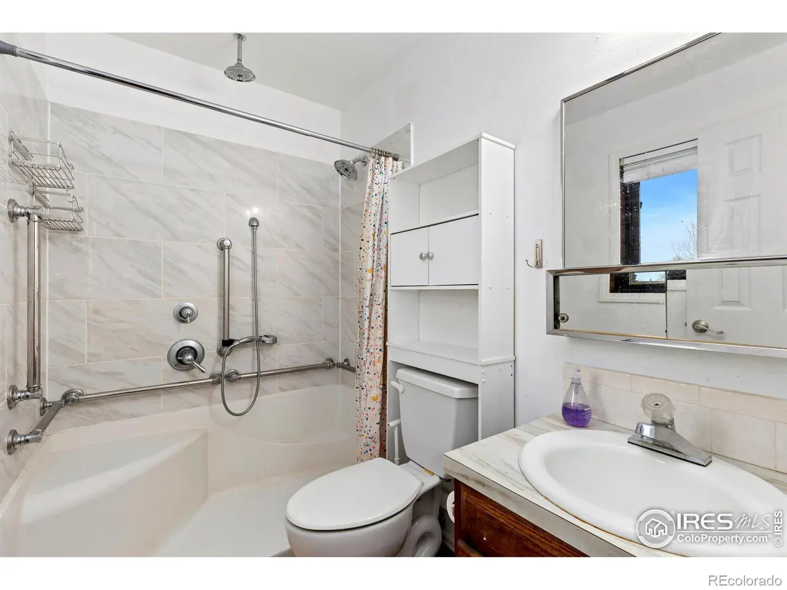 12022025183456 1600 16