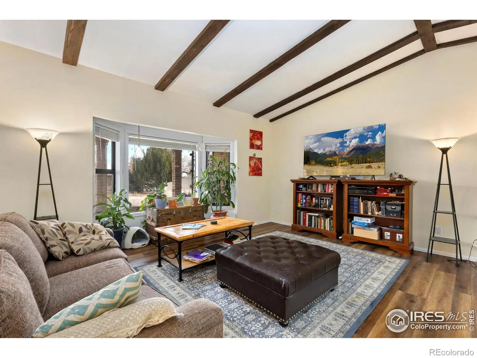 12022025183456 1600 2