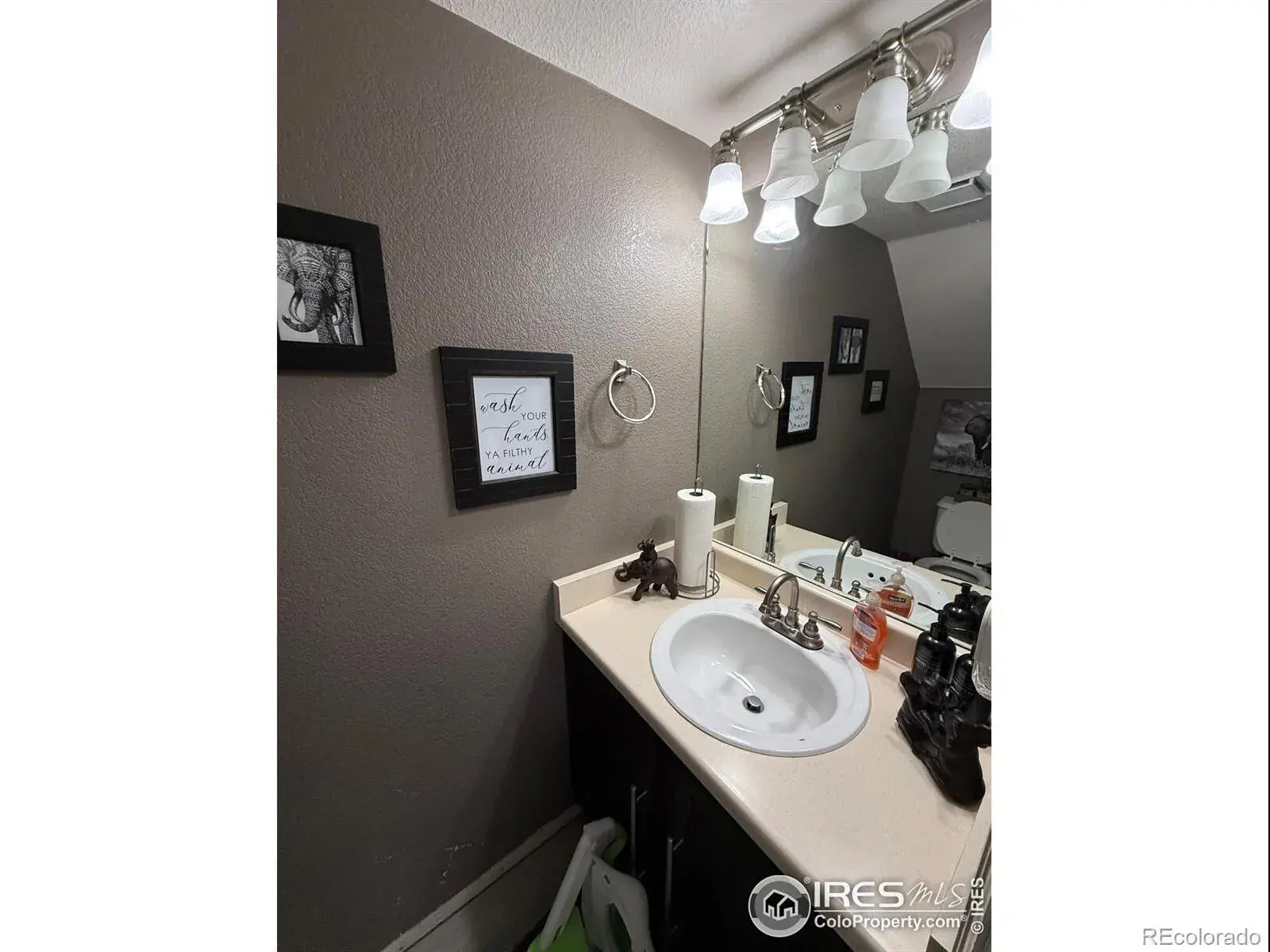 5141 Jasper Street Denver CO 80239 | MLS #RECIR1048144 12052025193547 1600 11
