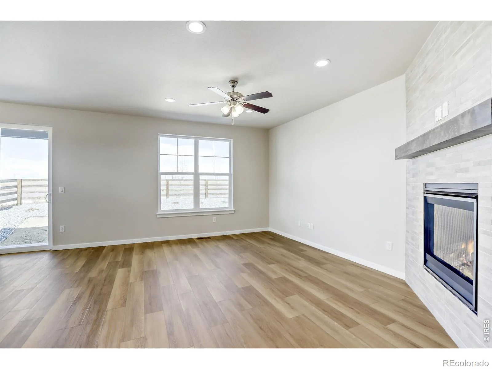 5871 Aspenglow Street Firestone CO 80504 | MLS #RECIR1048161 06242026004847 1600 10