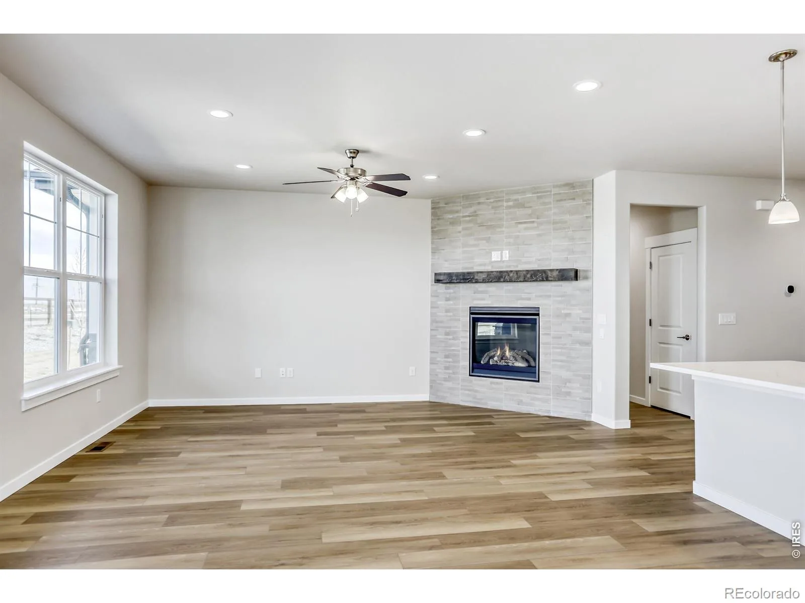 5871 Aspenglow Street Firestone CO 80504 | MLS #RECIR1048161 06242026004847 1600 11
