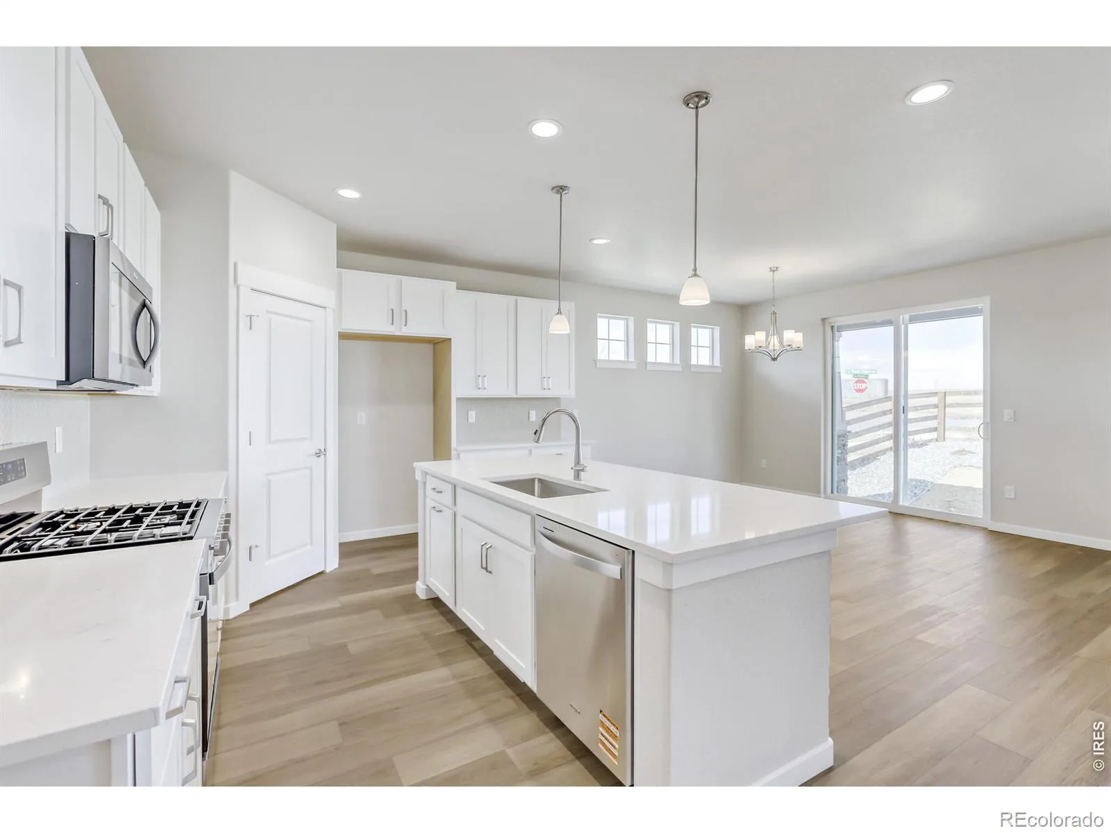 5871 Aspenglow Street Firestone CO 80504 | MLS #RECIR1048161 06242026004847 1600 12