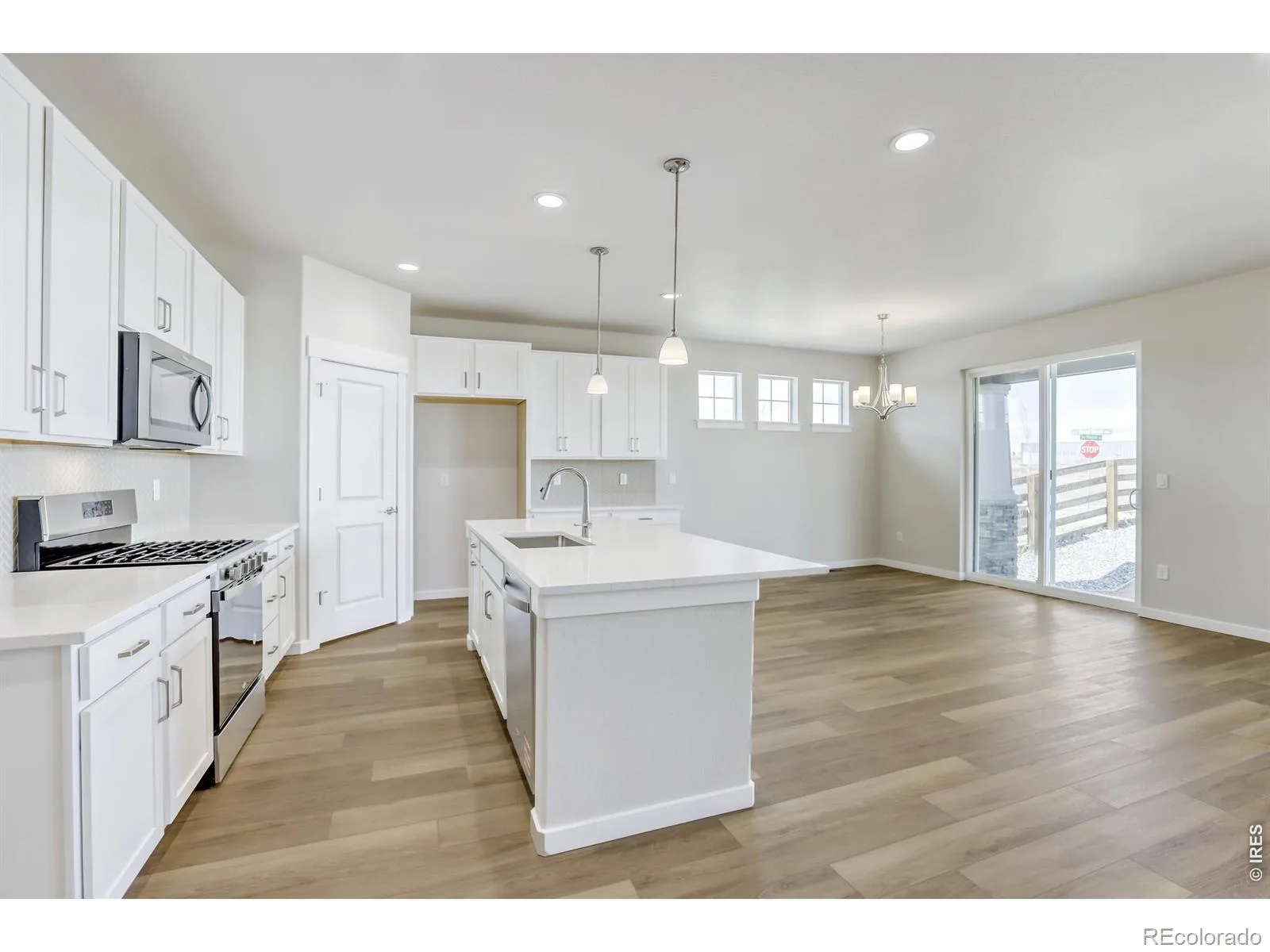 5871 Aspenglow Street Firestone CO 80504 | MLS #RECIR1048161 06242026004847 1600 15
