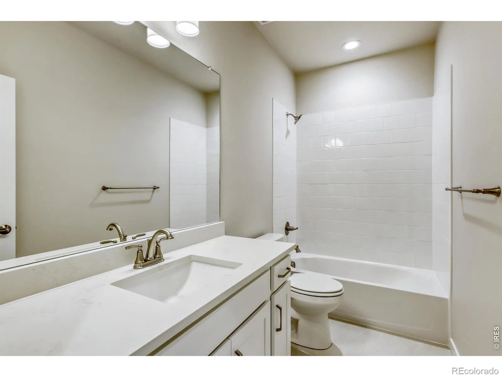 5871 Aspenglow Street Firestone CO 80504 | MLS #RECIR1048161 06242026004847 1600 21