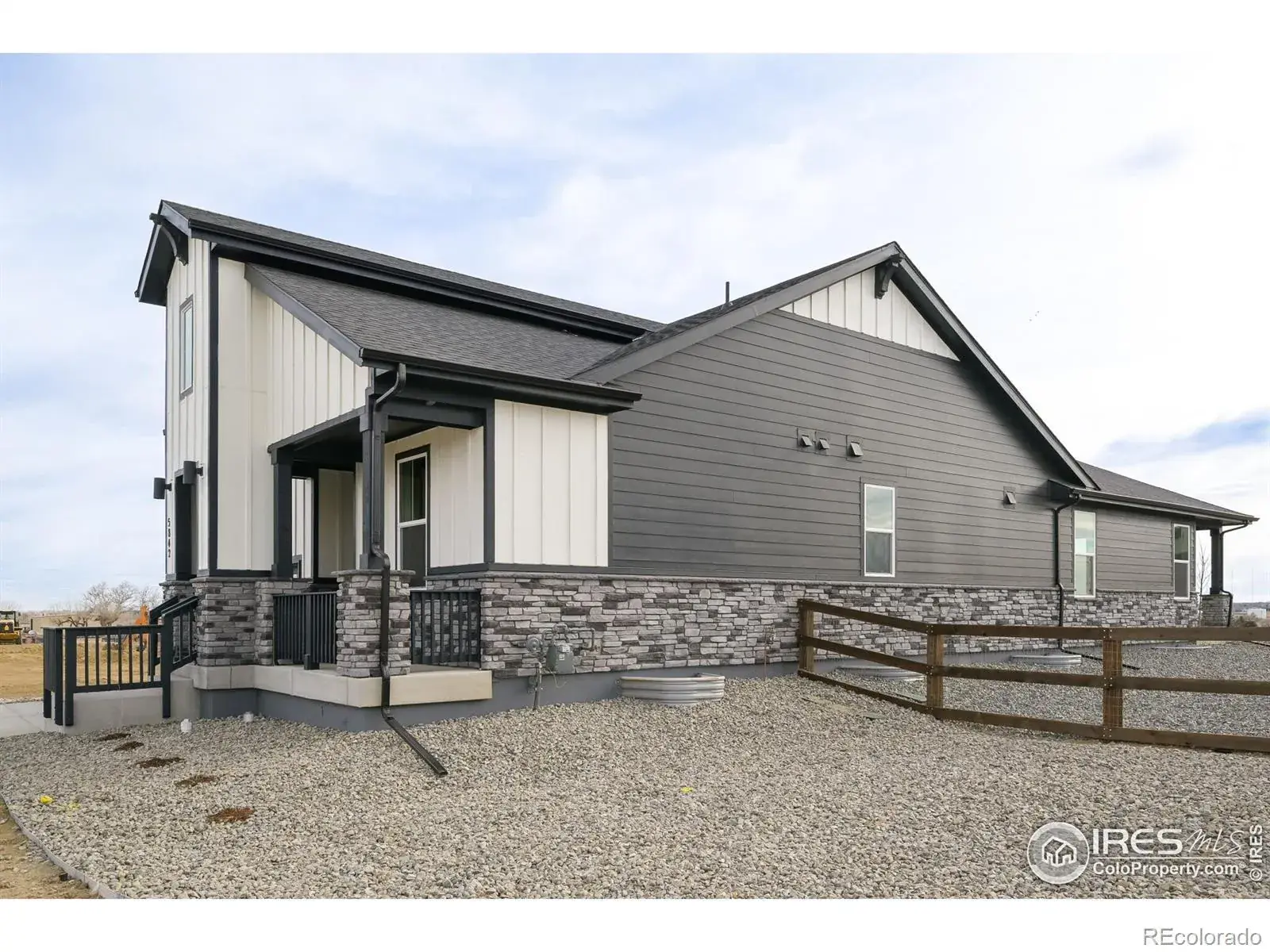 5842 Aspenglow Street Firestone CO 80504 | MLS #RECIR1048221 01152026014704 1600 2