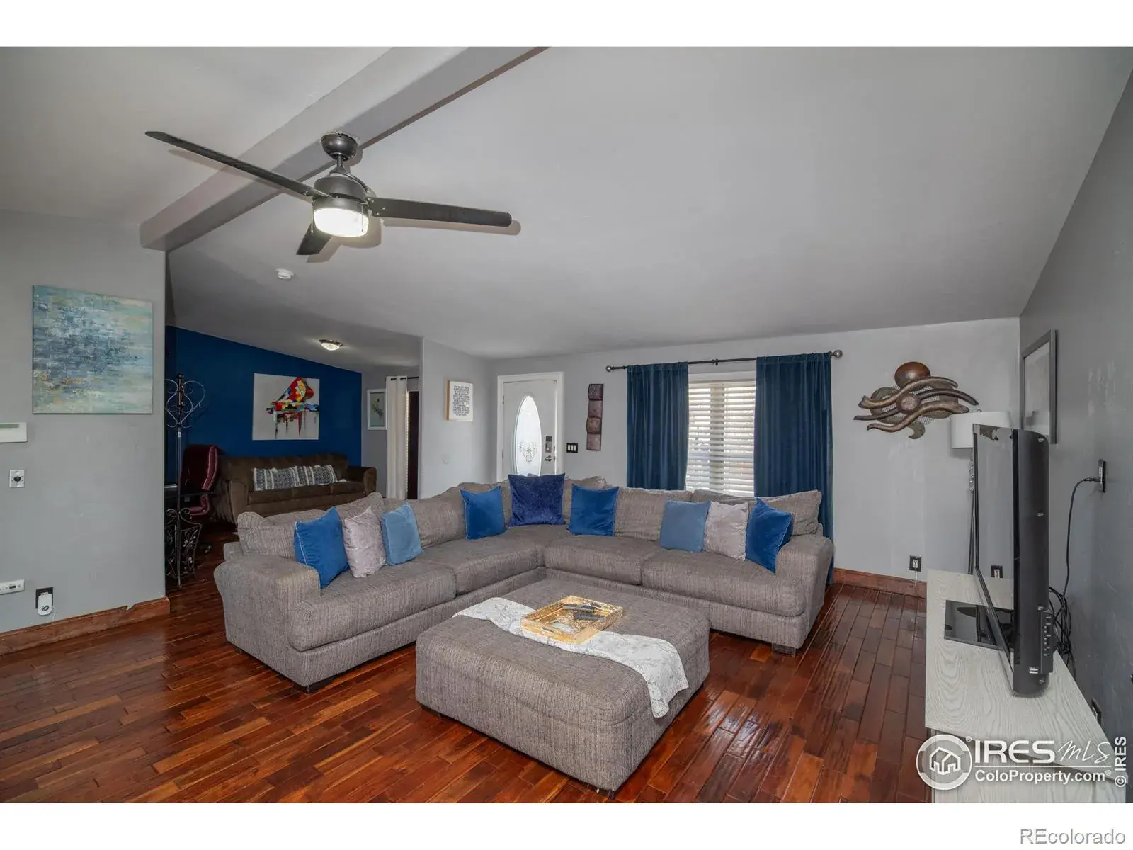 01012026153221 1600 12