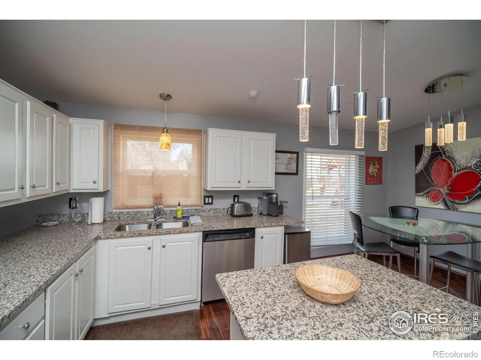 01012026153221 1600 16