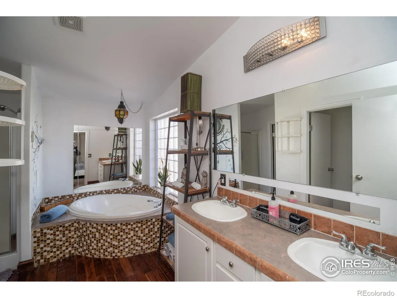 01012026153221 1600 30