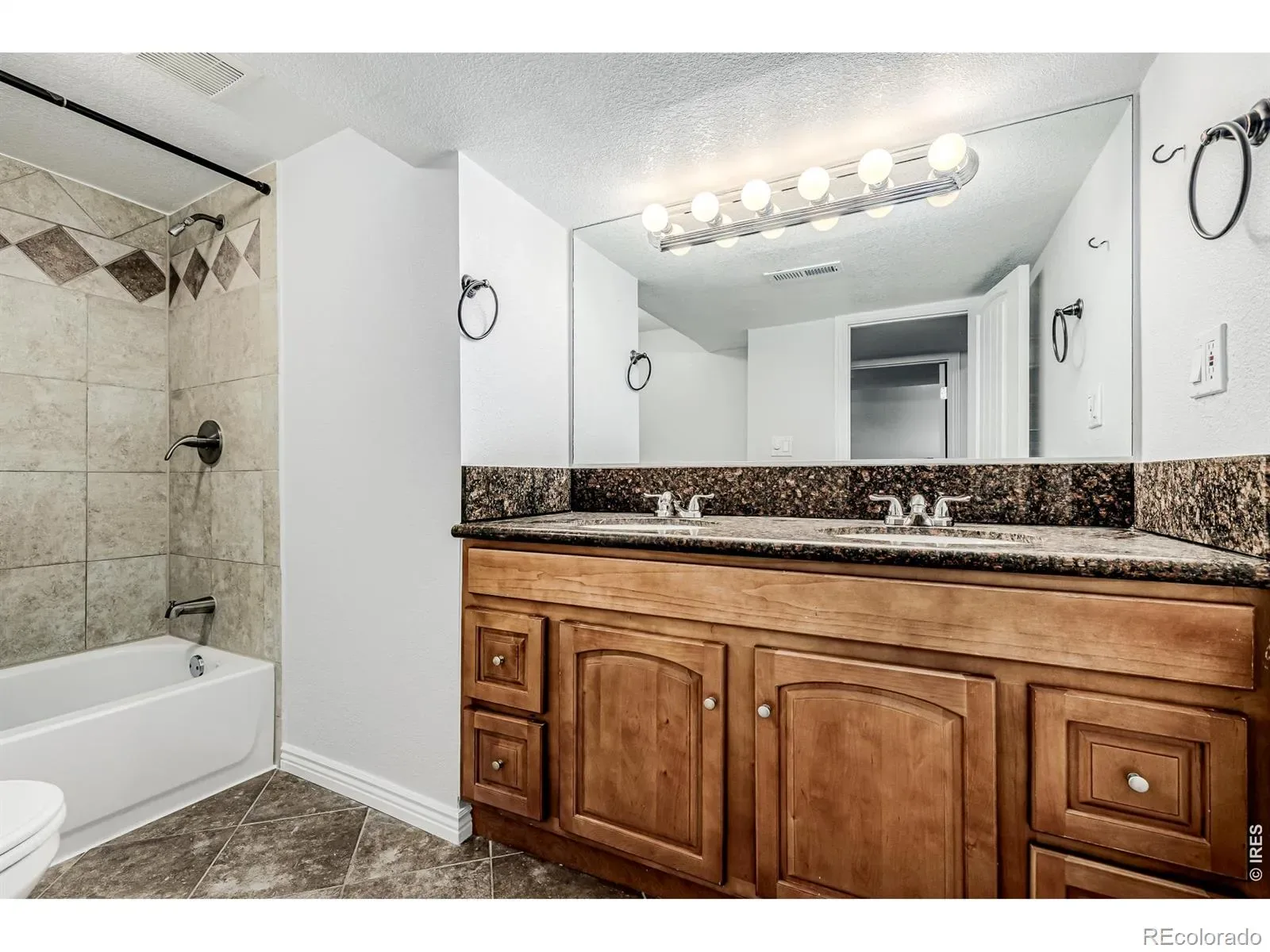 03182026002426 1600 21