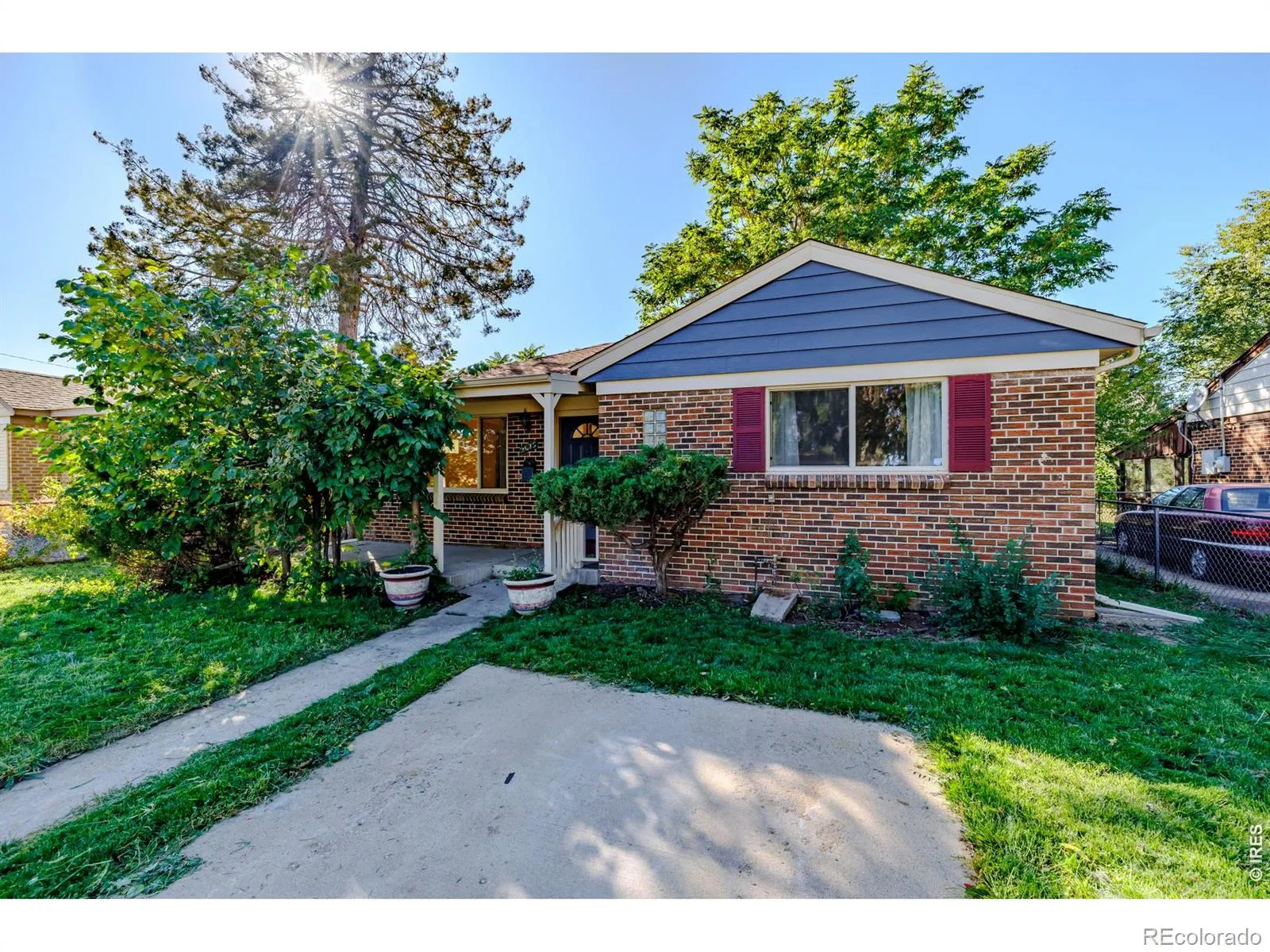 2675 Pontiac Street Denver CO 80207 MLS #RECIR1050562 04272026220828 1600 0