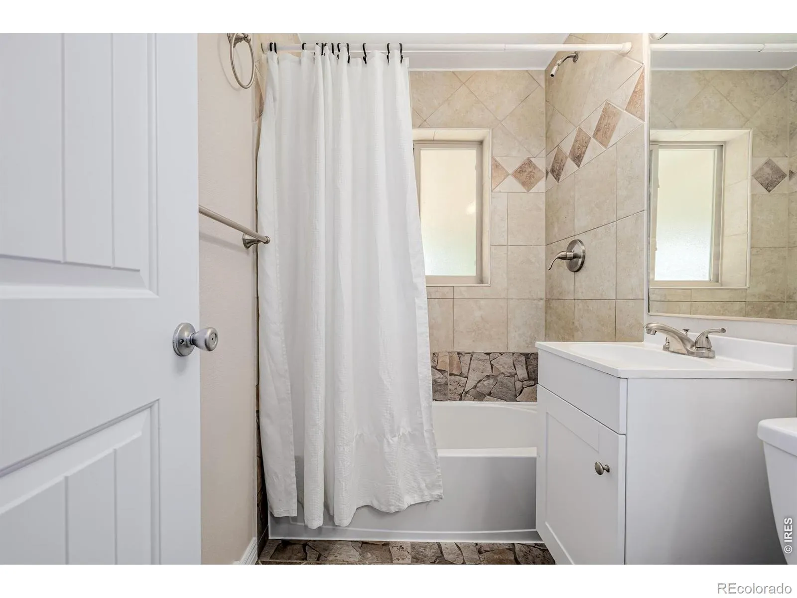 2675 Pontiac Street Denver CO 80207 MLS #RECIR1050562 04272026220828 1600 17