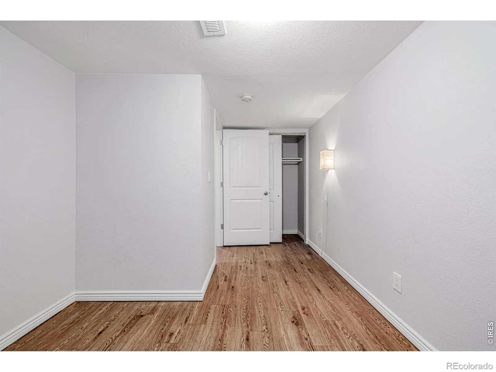 2675 Pontiac Street Denver CO 80207 MLS #RECIR1050562 04272026220828 1600 19