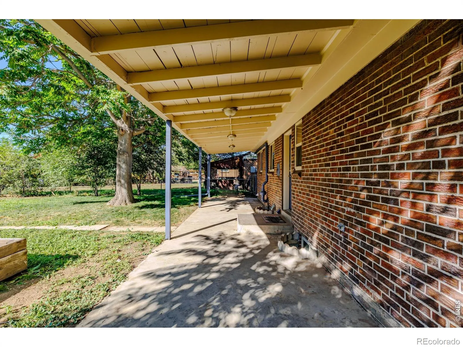 2675 Pontiac Street Denver CO 80207 MLS #RECIR1050562 04272026220828 1600 38