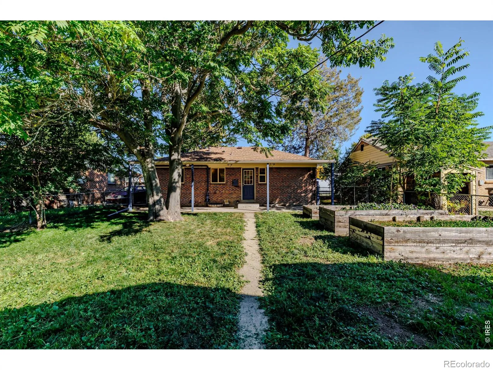 2675 Pontiac Street Denver CO 80207 MLS #RECIR1050562 04272026220828 1600 42
