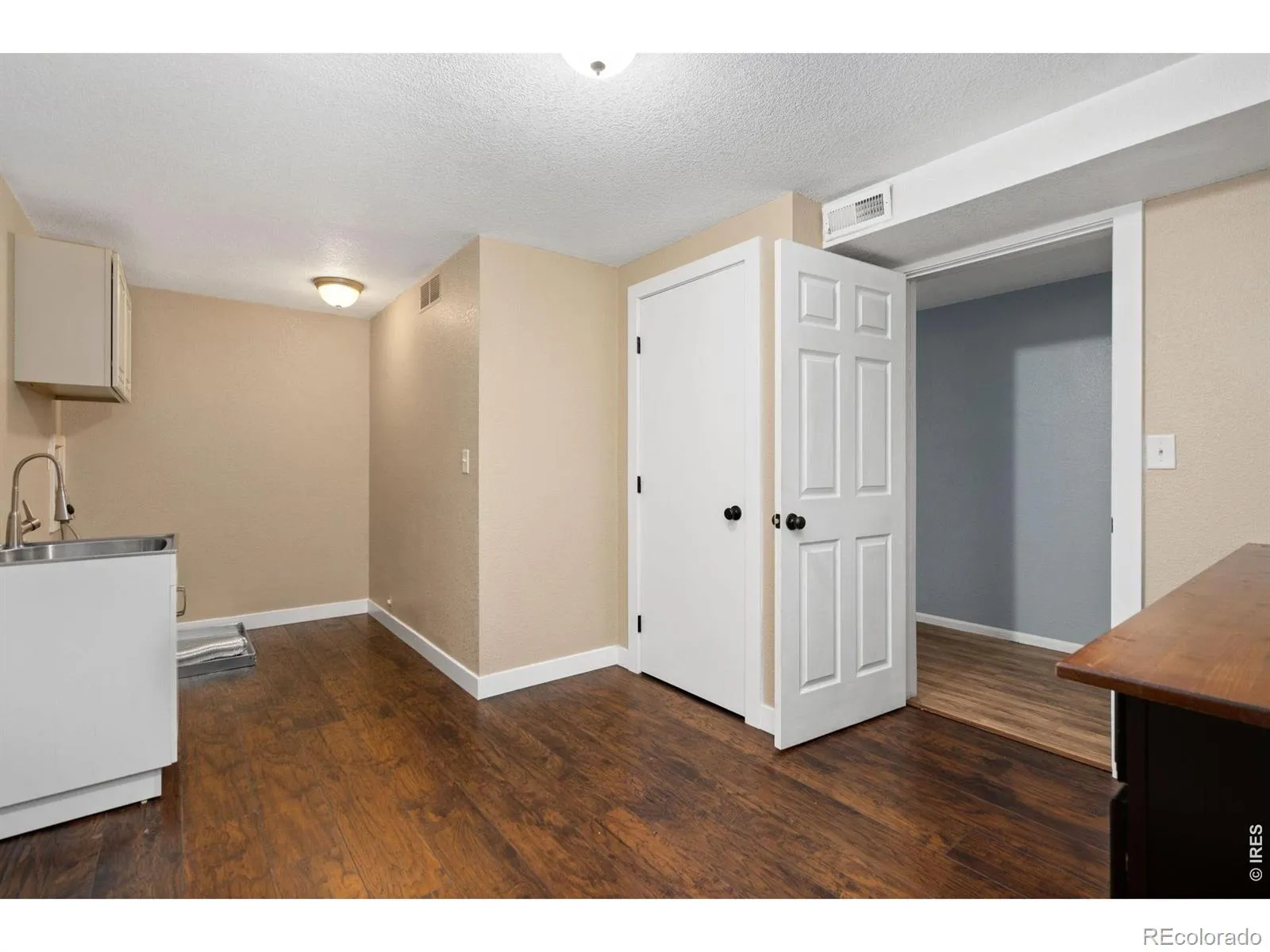 04122026182126 1600 18