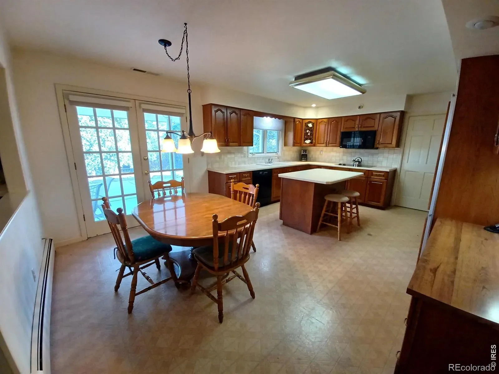 03272026003018 1600 22