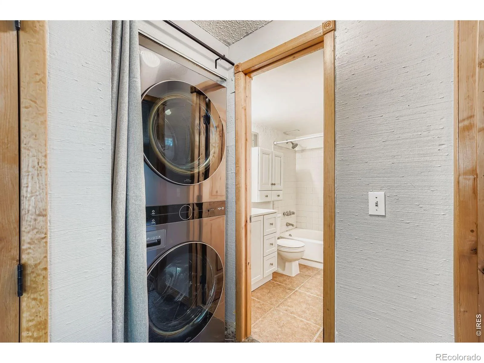2469 S Xanadu Way #A Aurora CO 80014 | MLS #RECIR1050804 06182026160124 1600 10