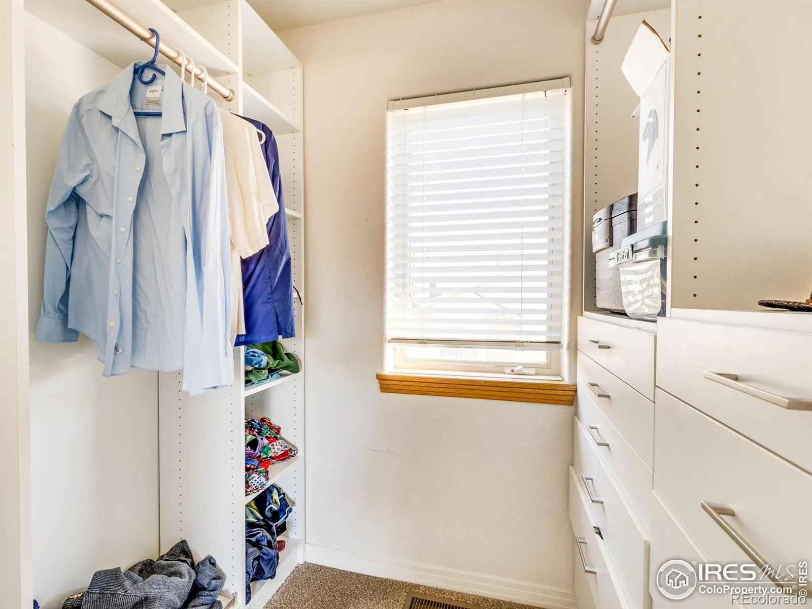 04162026212655 1600 17