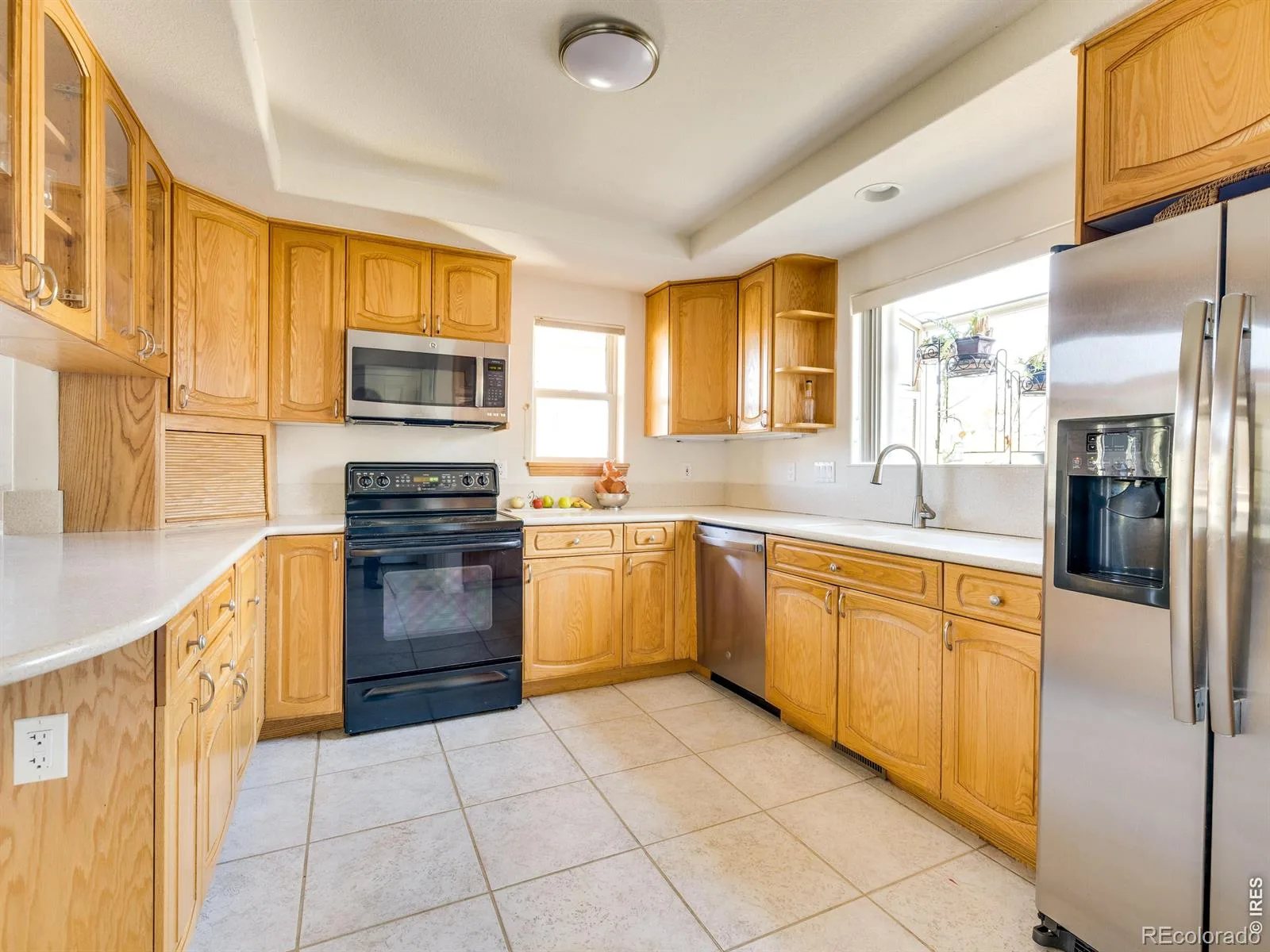 927 Hover Ridge Circle Longmont CO 80501 MLS #RECIR1050951 06092026023429 1600 13