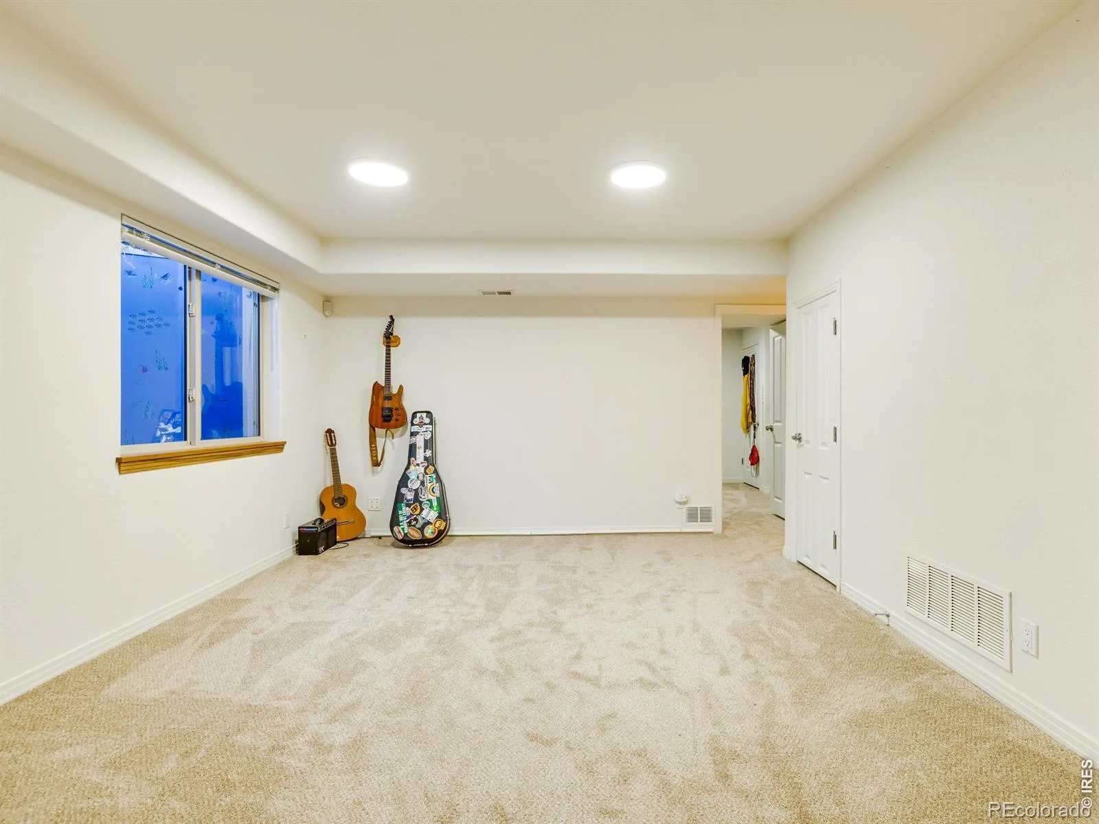 927 Hover Ridge Circle Longmont CO 80501 MLS #RECIR1050951 06092026023429 1600 26