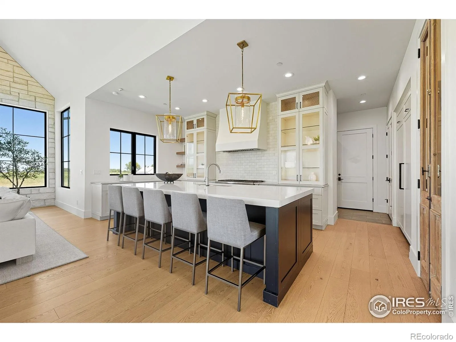10323 Mineral Road Longmont CO 80504 | MLS #RECIR1051039 05272026084514 1600 13