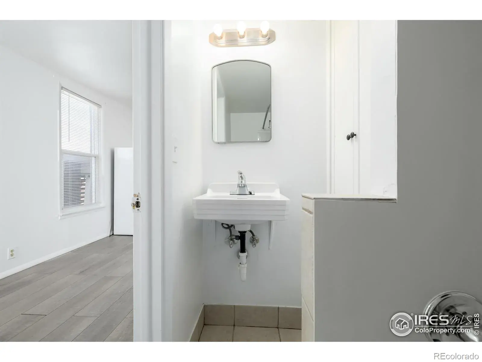 02092026000423 1600 19