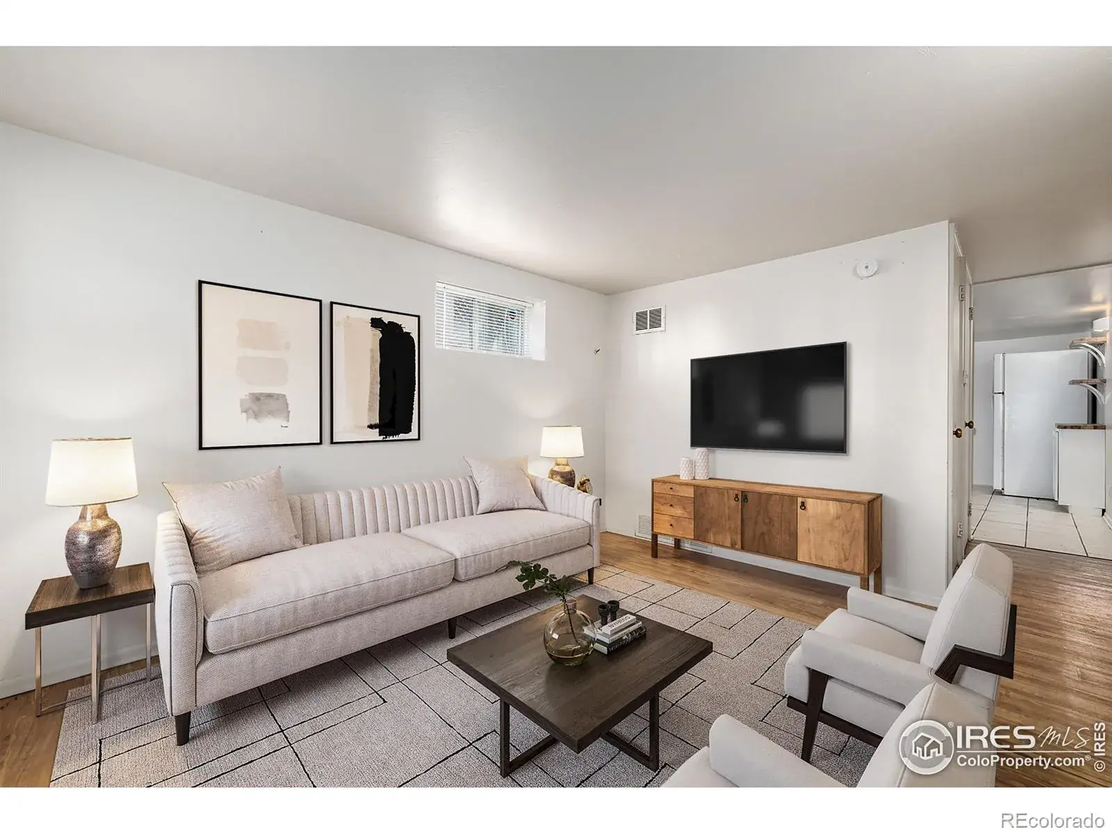 02092026000423 1600 8