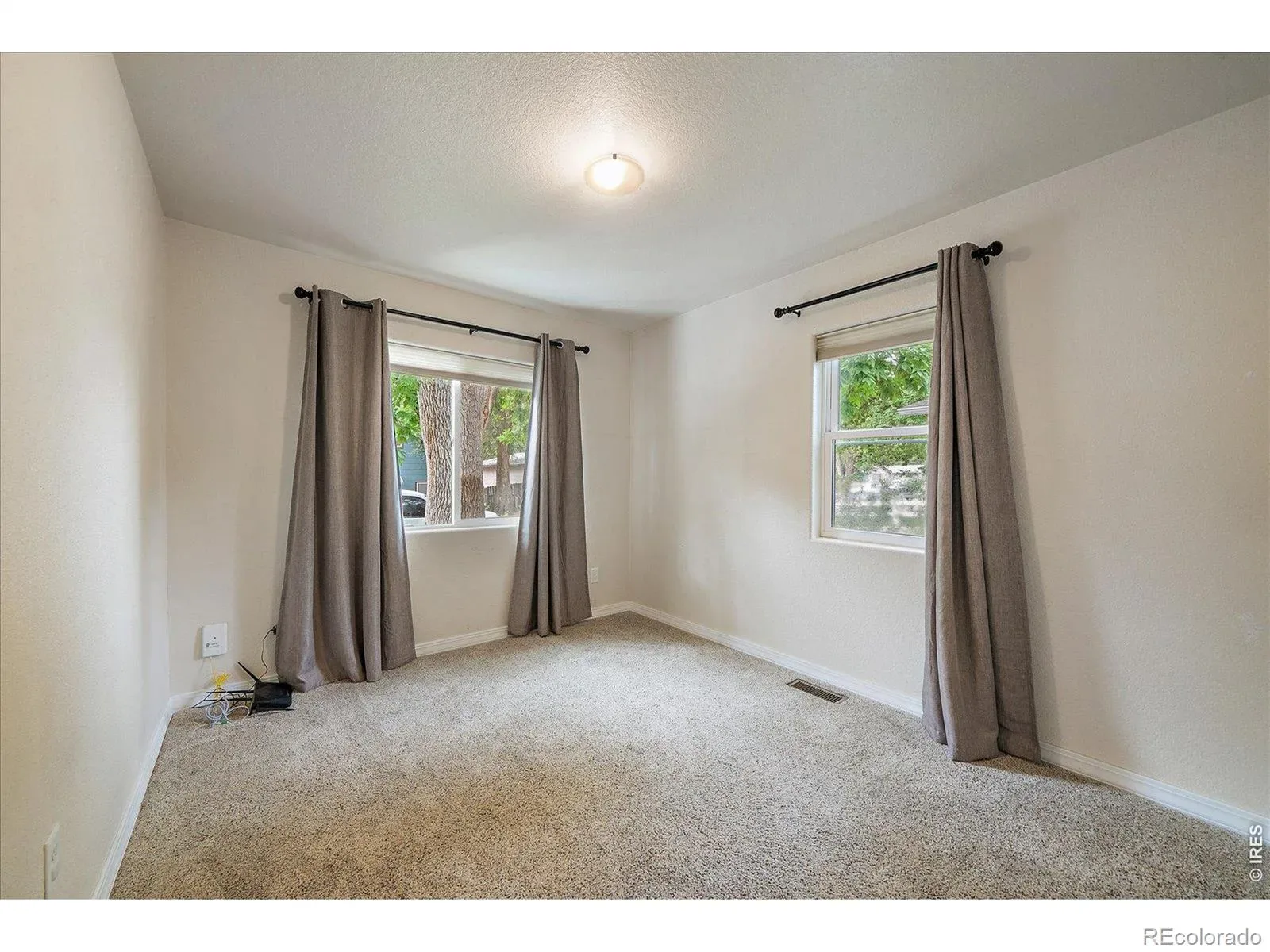 03102026002127 1600 11