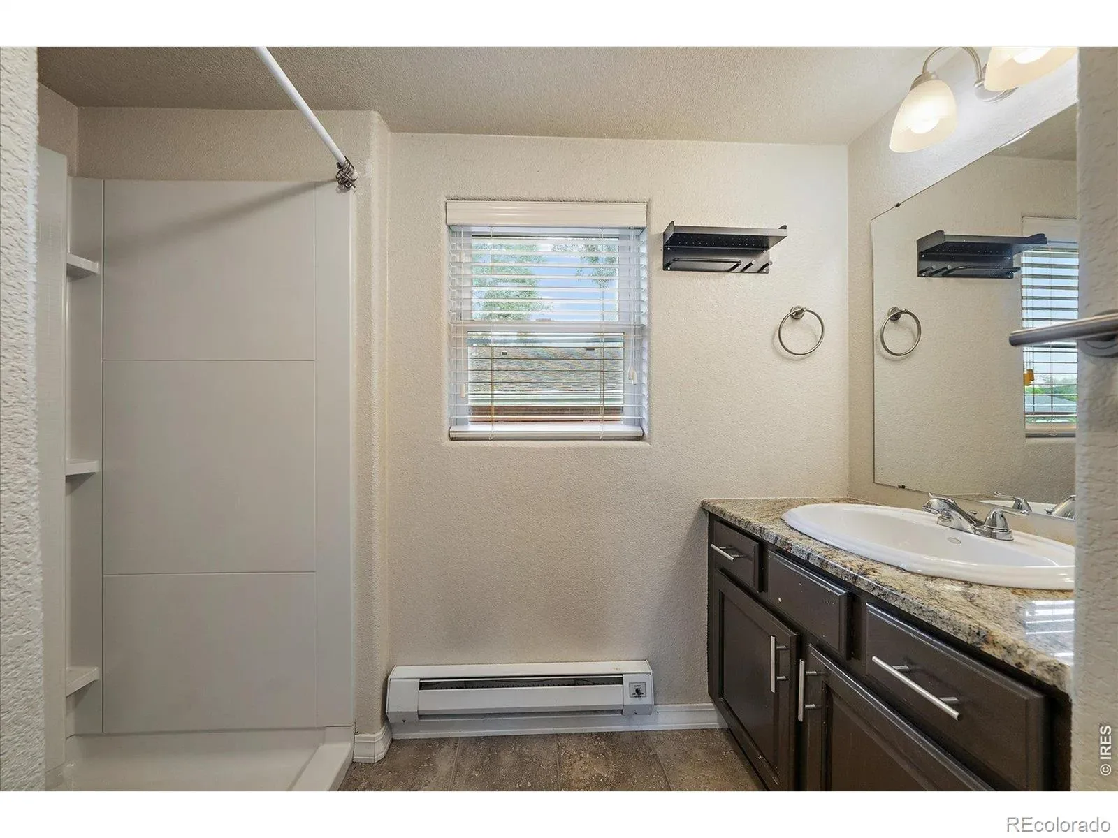 03102026002127 1600 15