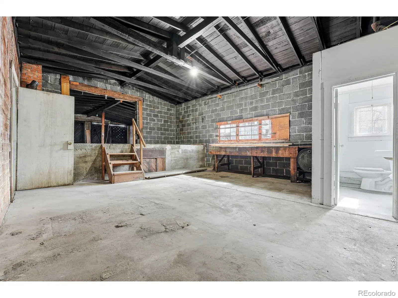 02262026010058 1600 35