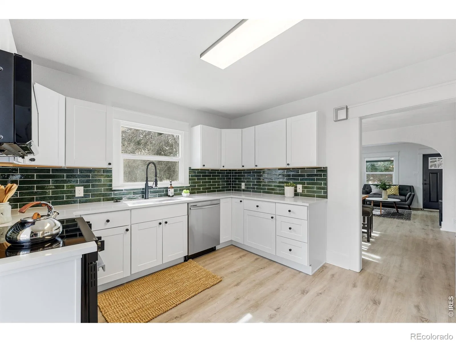 830 Martin Street Longmont CO 80501 MLS #RECIR1051915 05192026204554 1600 12