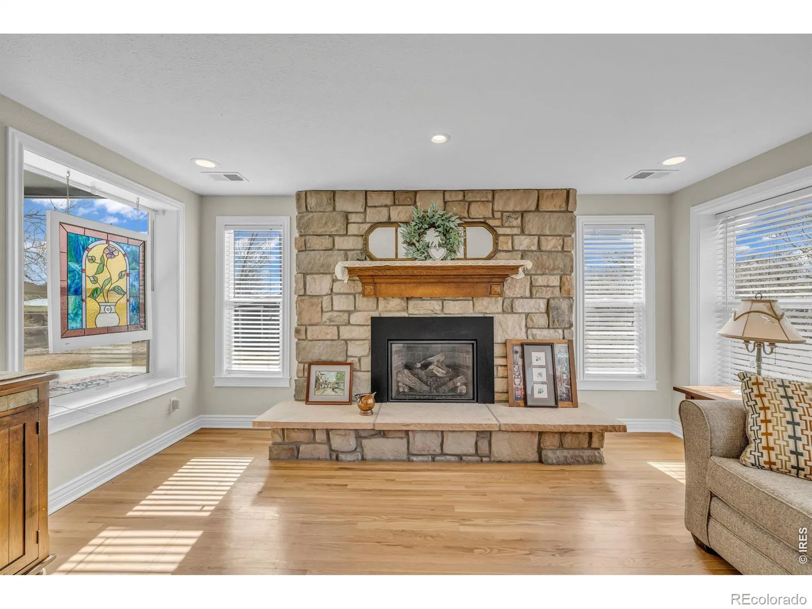 04112026215147 1600 18