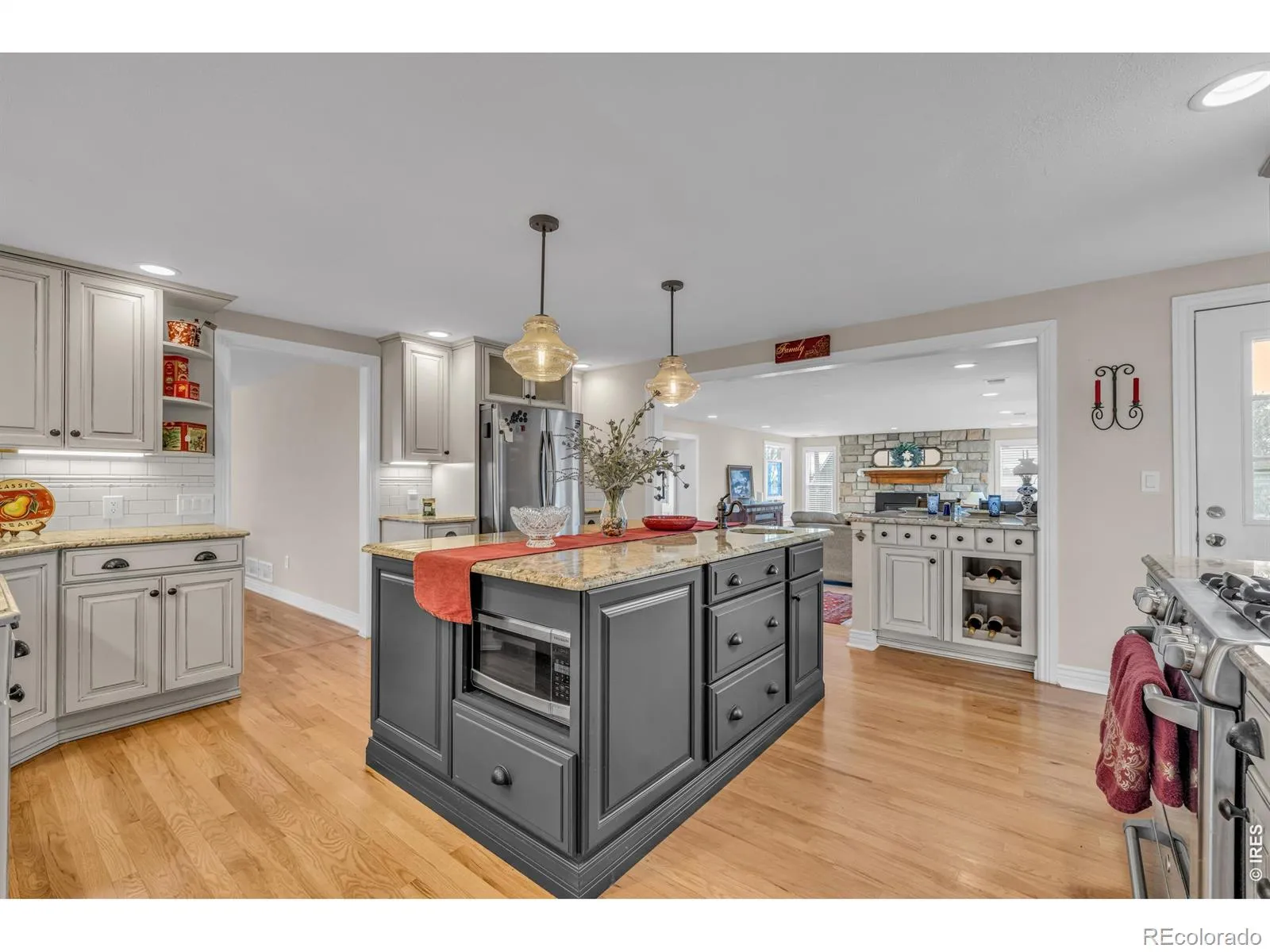 04112026215147 1600 21