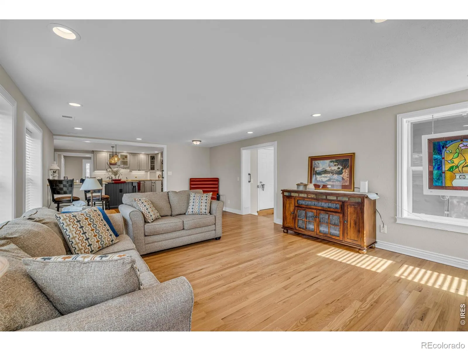 04112026215147 1600 25