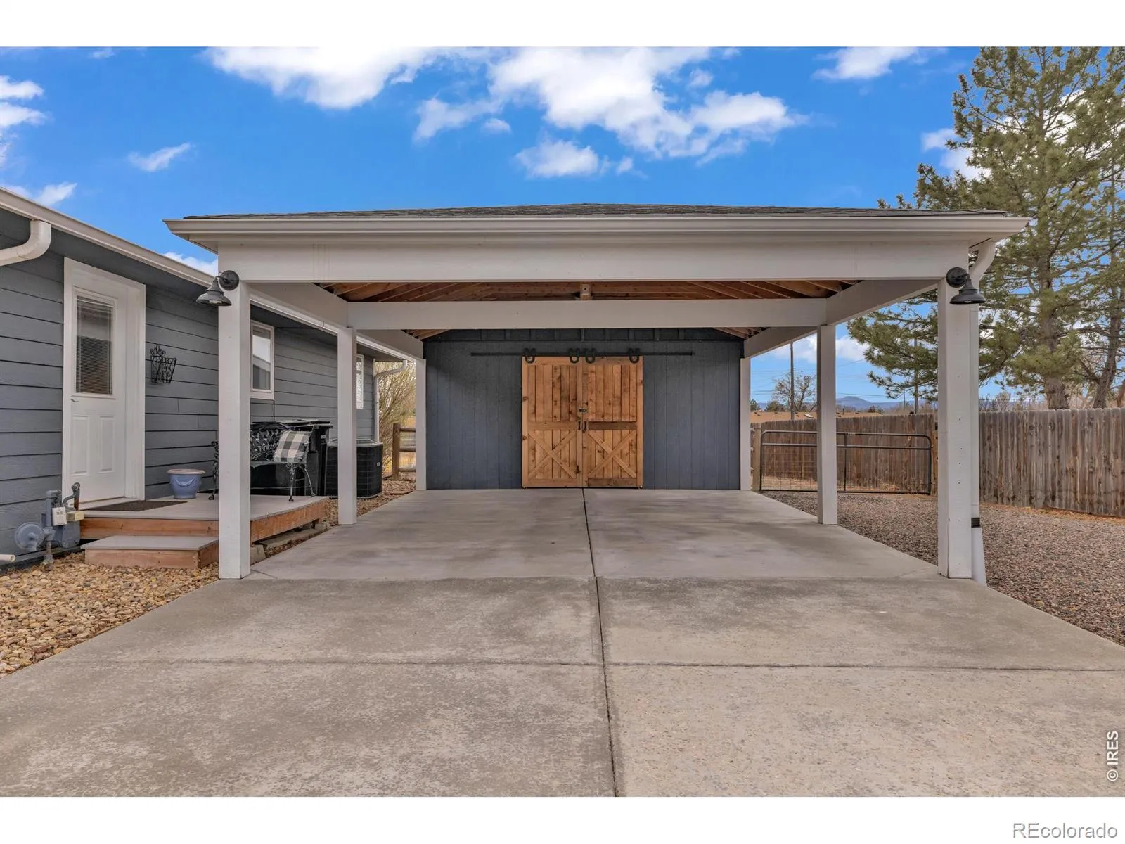 04112026215147 1600 3