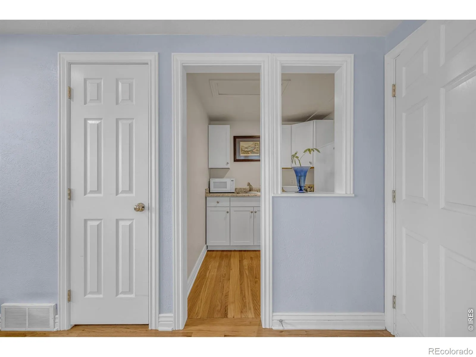 04112026215147 1600 37