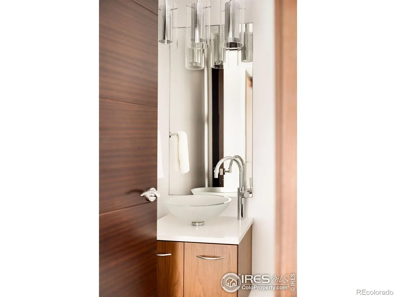 02202026230545 1600 14