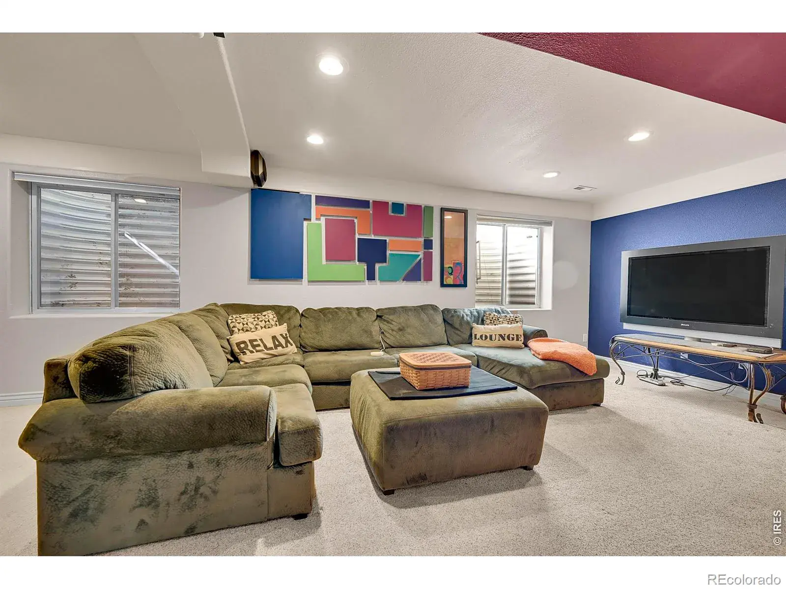 02282026000938 1600 32