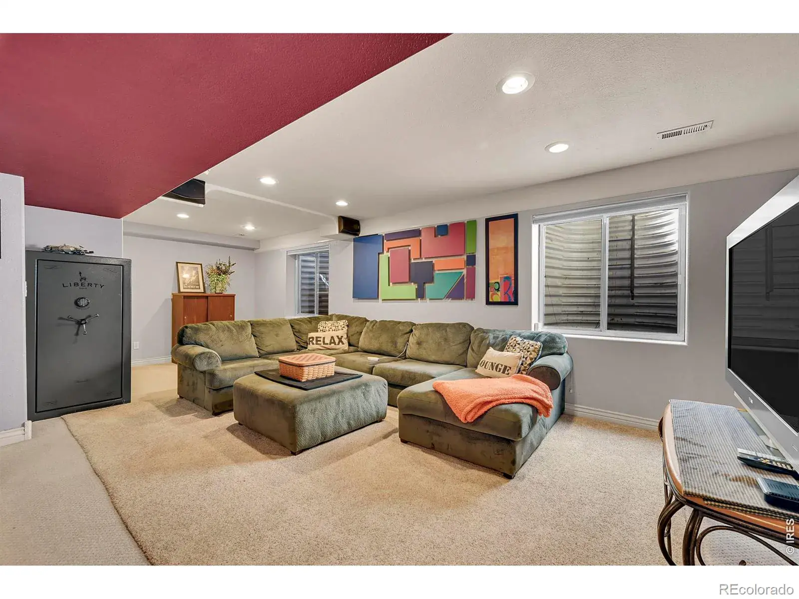 02282026000938 1600 33