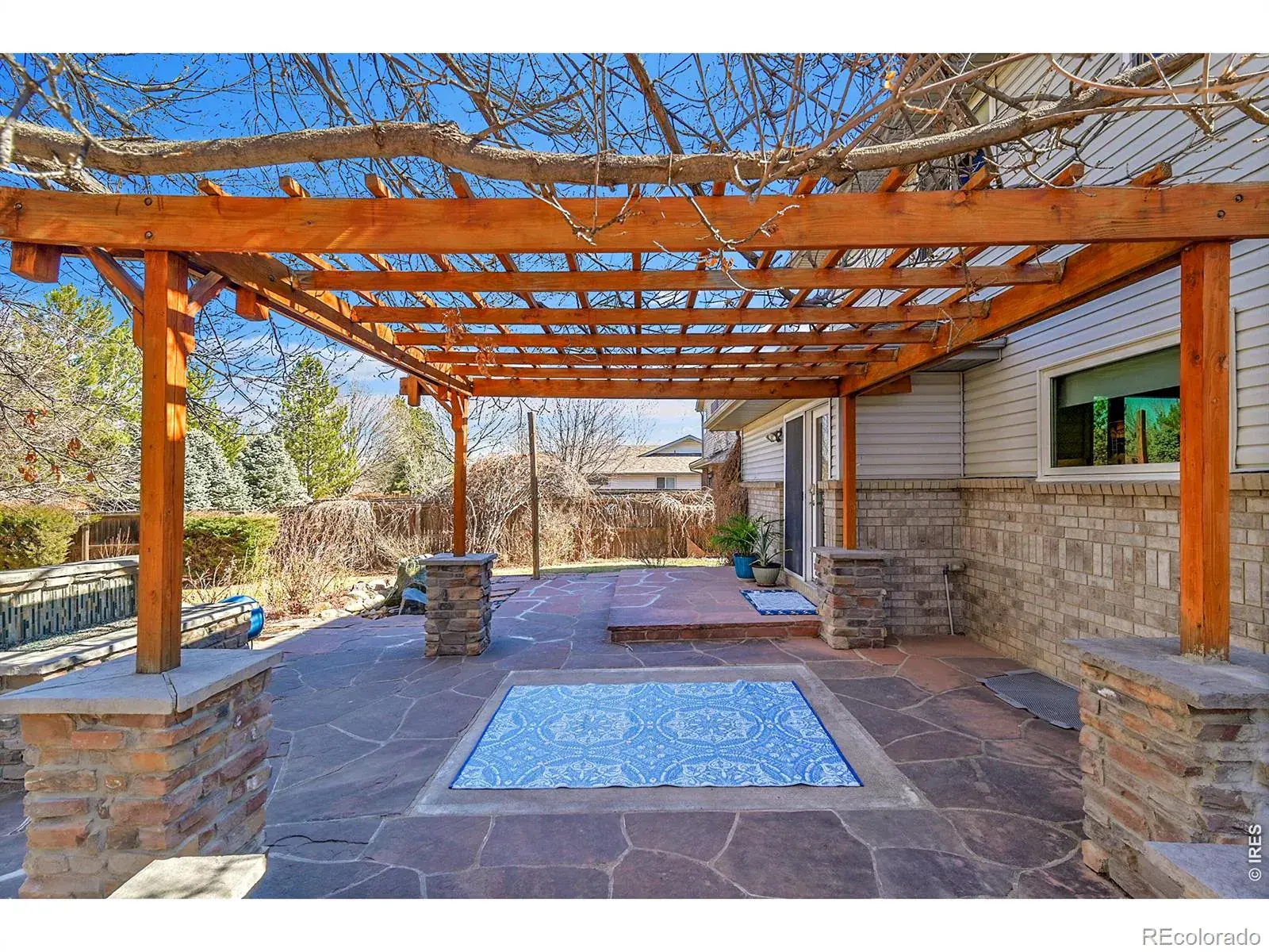 02282026000938 1600 44