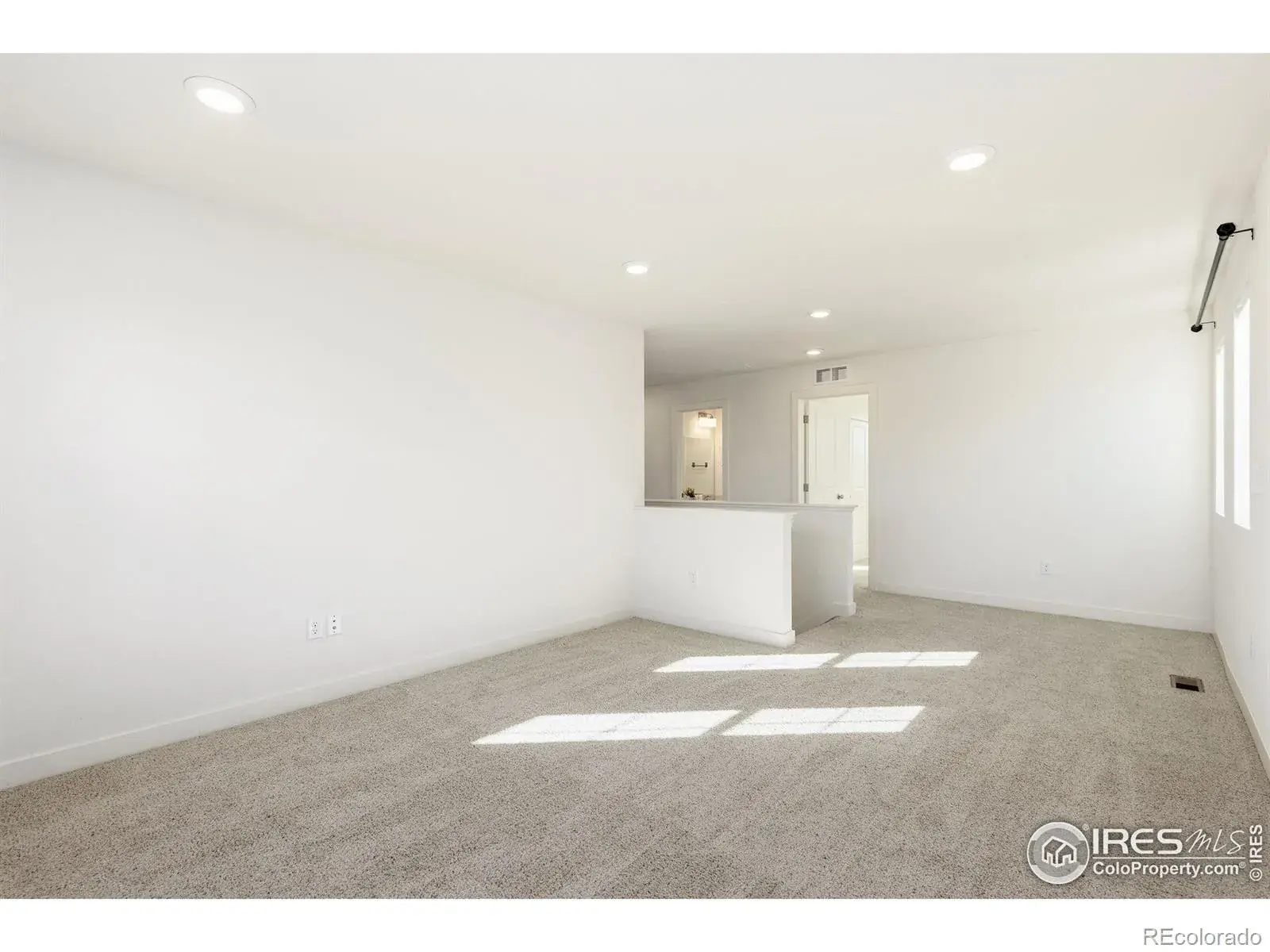 4532 Heatherhill Court Longmont CO 80503 MLS #RECIR1052299 02242026221416 1600 11