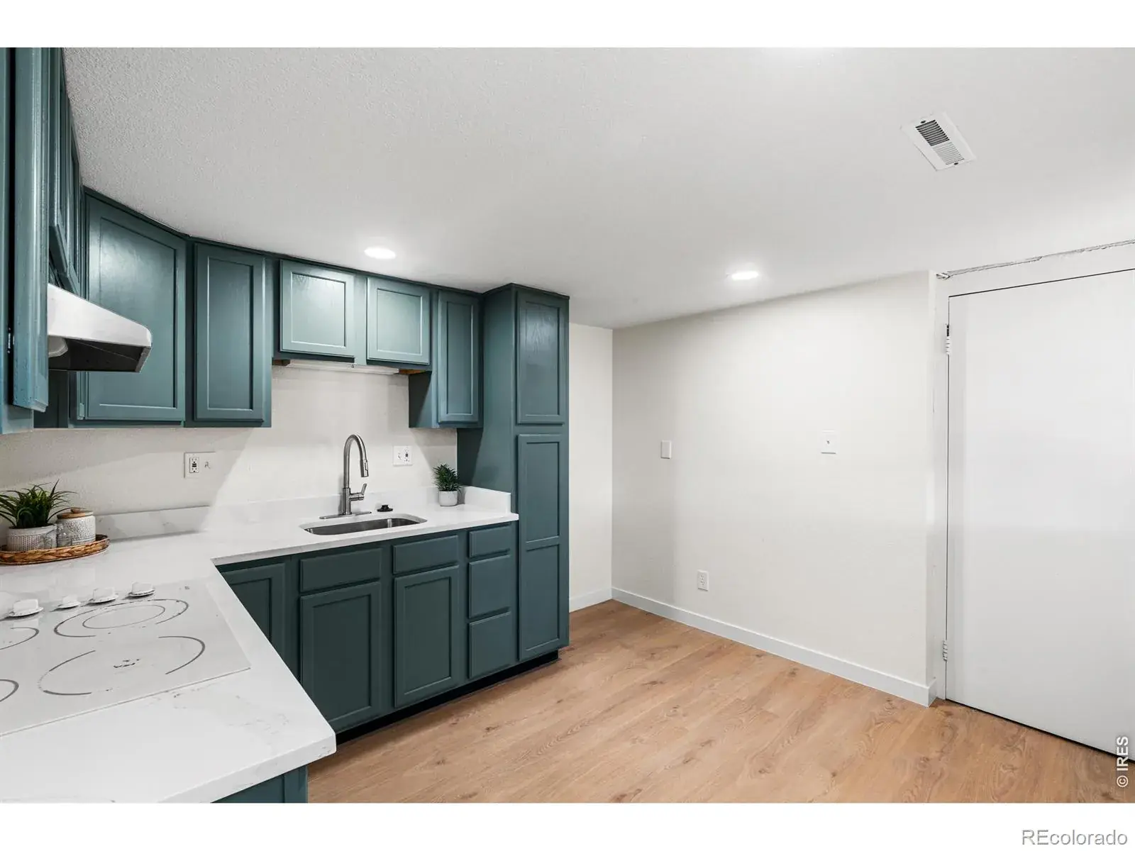 03052026002650 1600 39