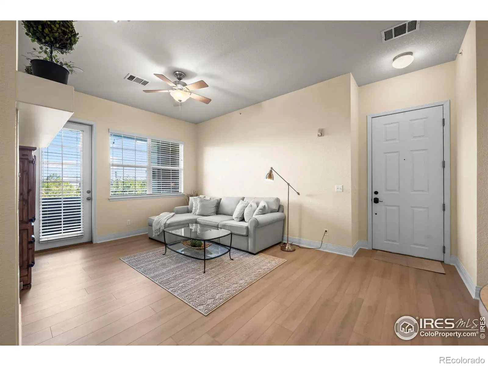 209 Quebec Street #L Denver CO 80220 MLS #REC2246652 02252026232820 1600 6