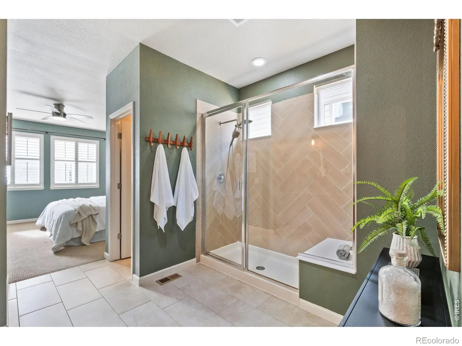 03102026220612 1600 14