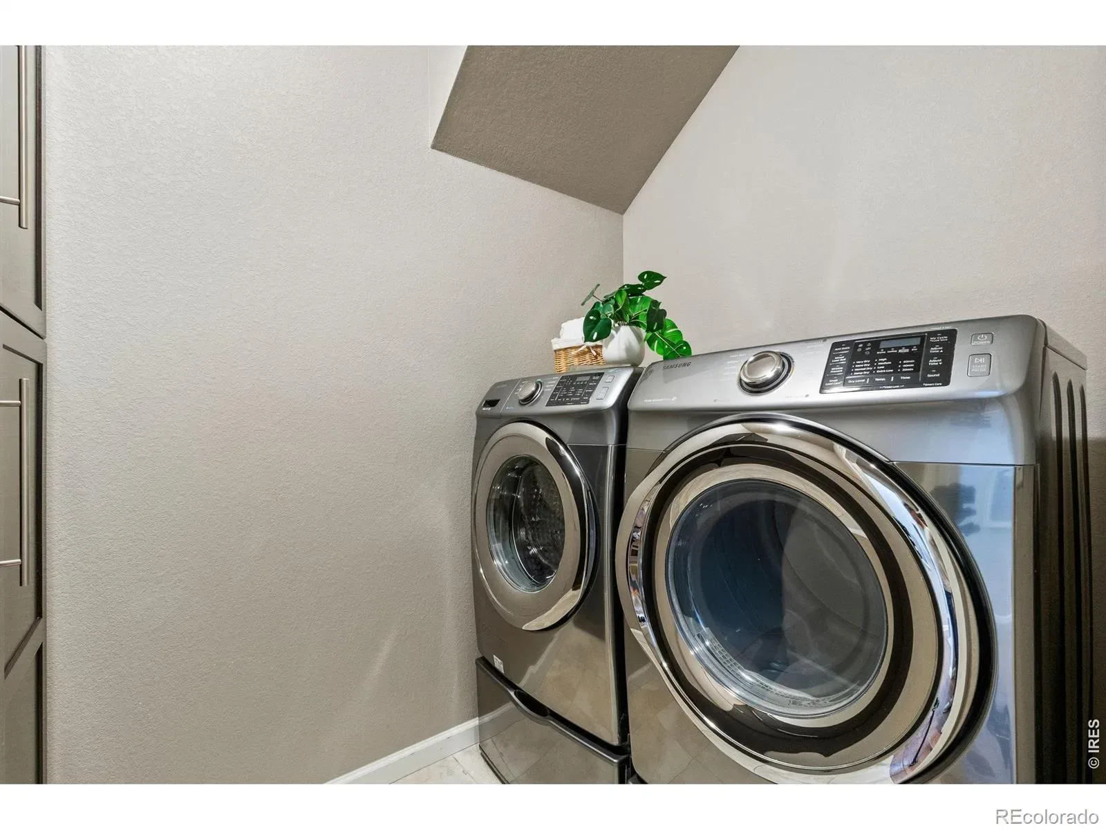 03102026220612 1600 21