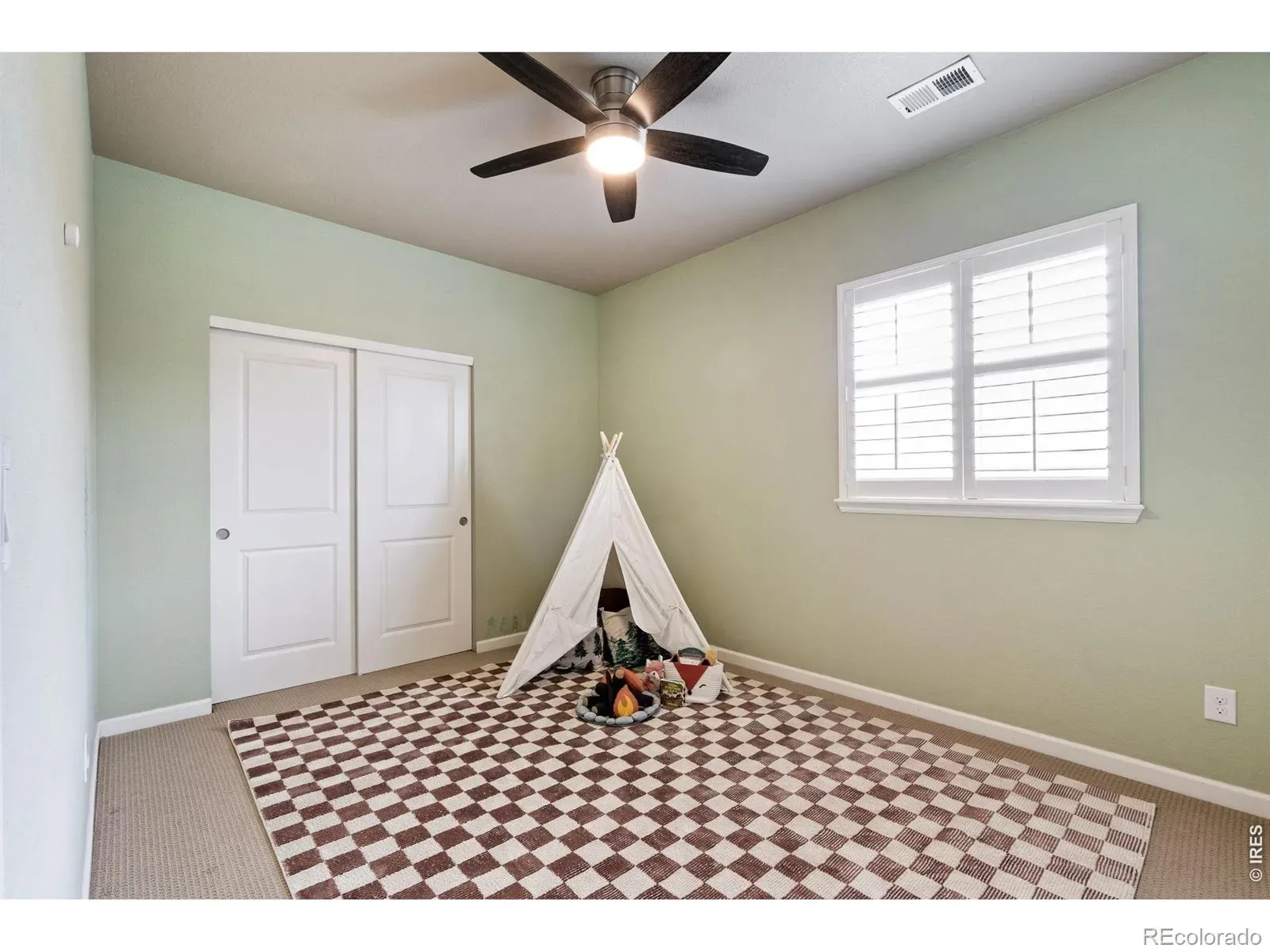 03102026220612 1600 25