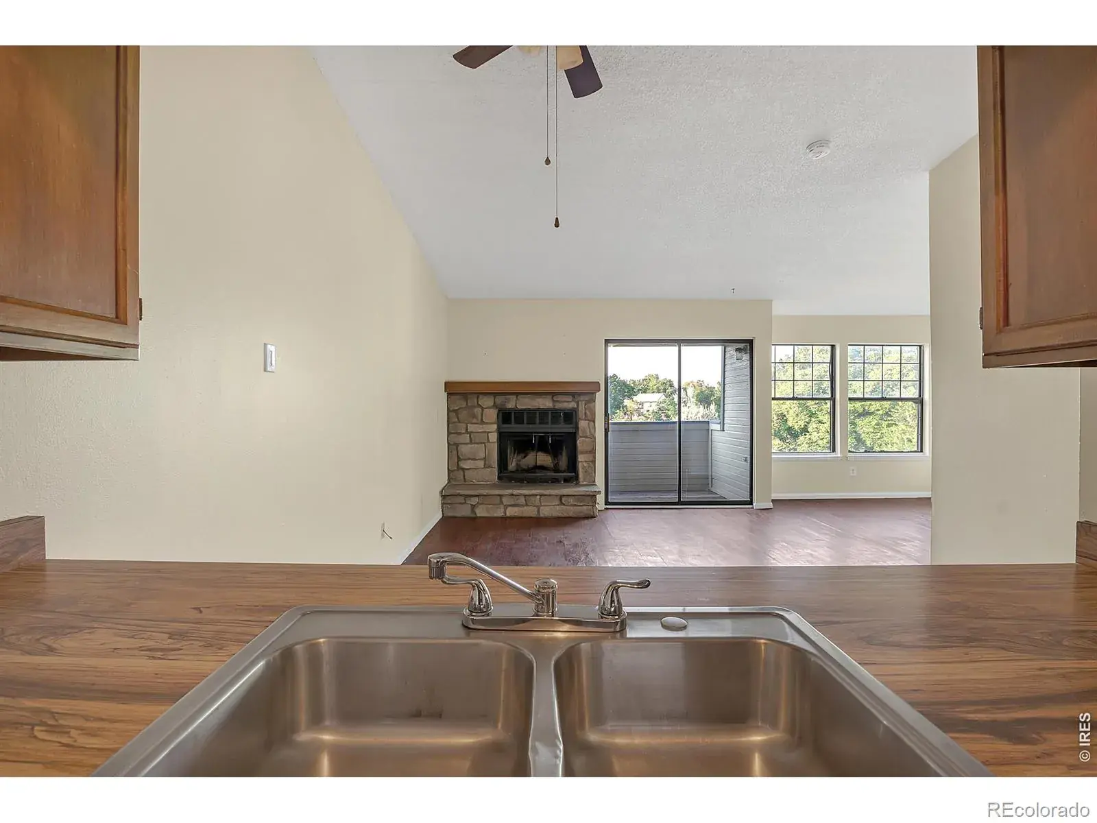 467 S Memphis Way #17 Aurora CO 80017 | MLS #RECIR1052742 03032026021836 1600 6